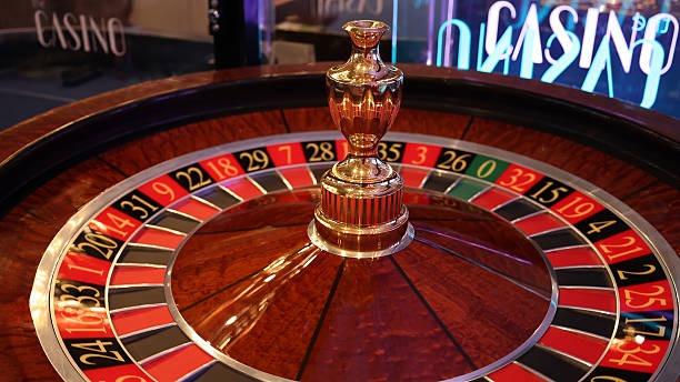 fftoto live blackjack table with dealer and professional HD video broadcast